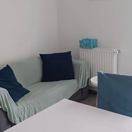Freeme - One Bedroom With Balcony And Sea View Apartment