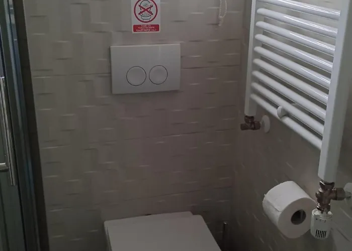 Freeme - One Bedroom With Balcony And Sea View